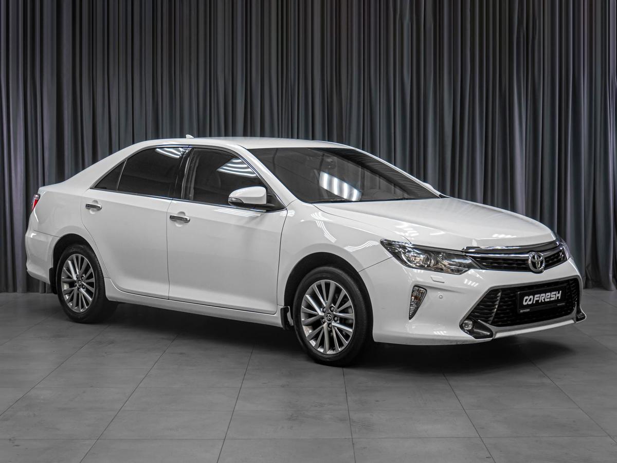 Седан Toyota Camry 2017 года, 2399000 рублей, Тюмень