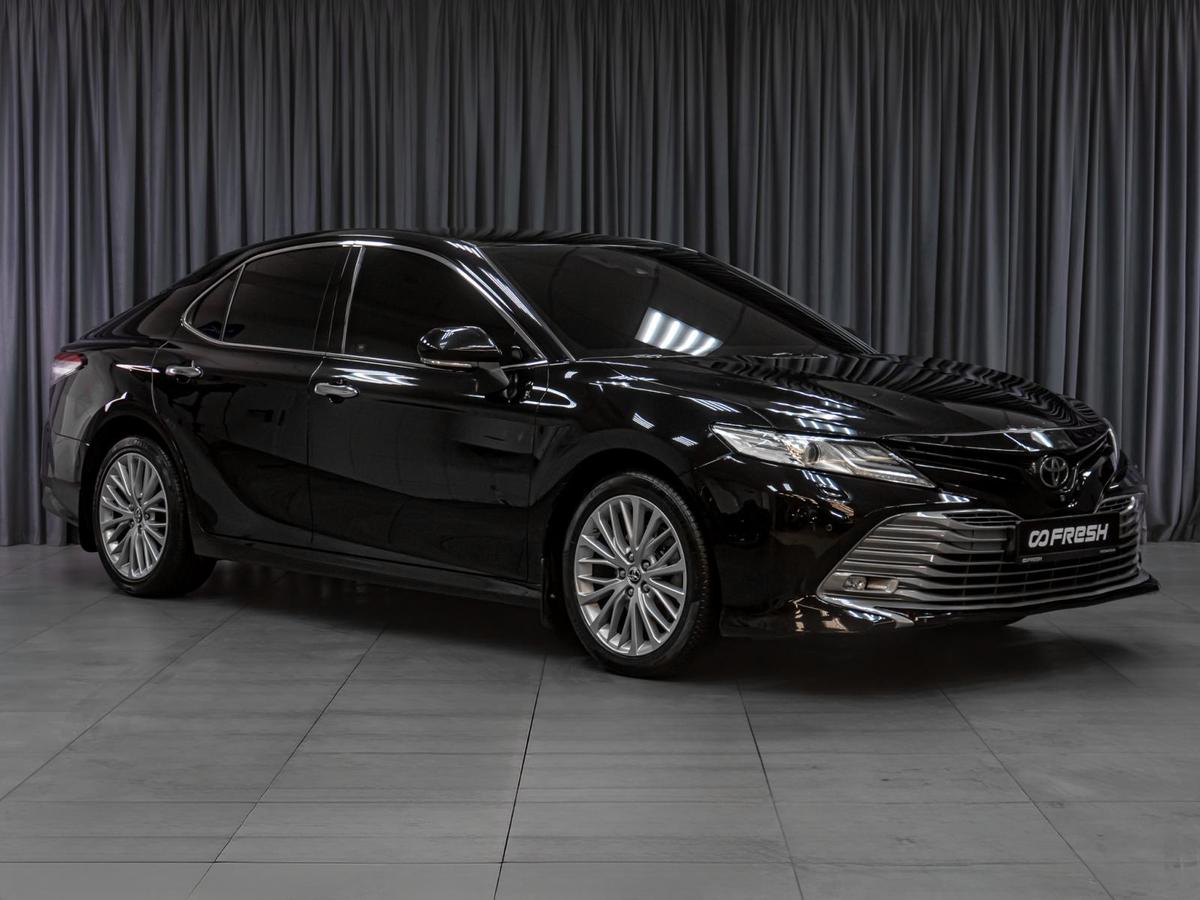 Седан Toyota Camry 2019 года, 3160000 рублей, Тюмень
