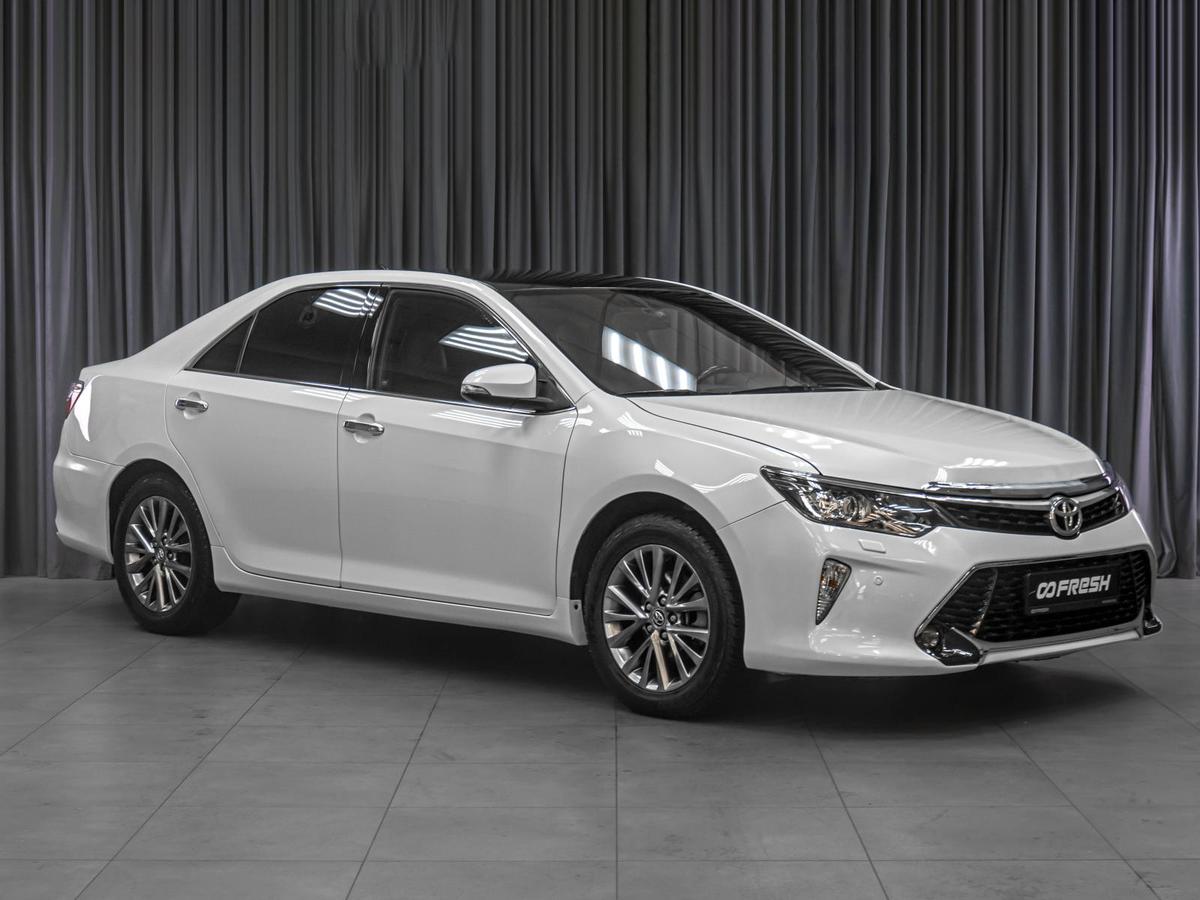Седан Toyota Camry 2017 года, 2599000 рублей, Тюмень