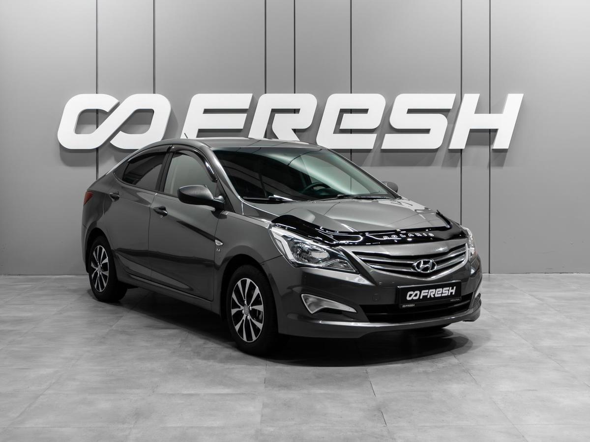 Седан Hyundai Solaris 2014 года, 890000 рублей, Тюмень