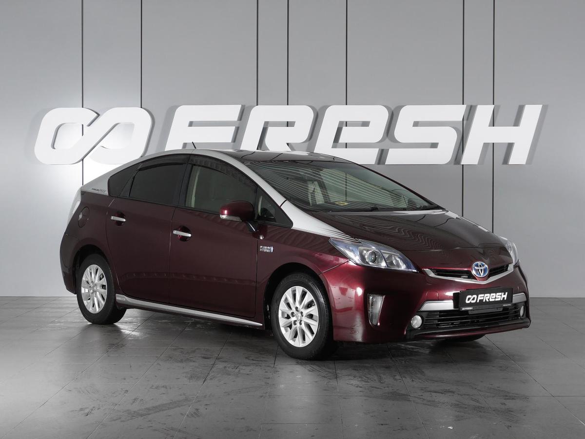 Лифтбек Toyota Prius 2014 года, 1744000 рублей, Минеральные Воды