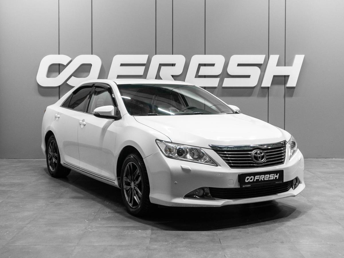 Седан Toyota Camry 2014 года, 1620000 рублей, Тюмень