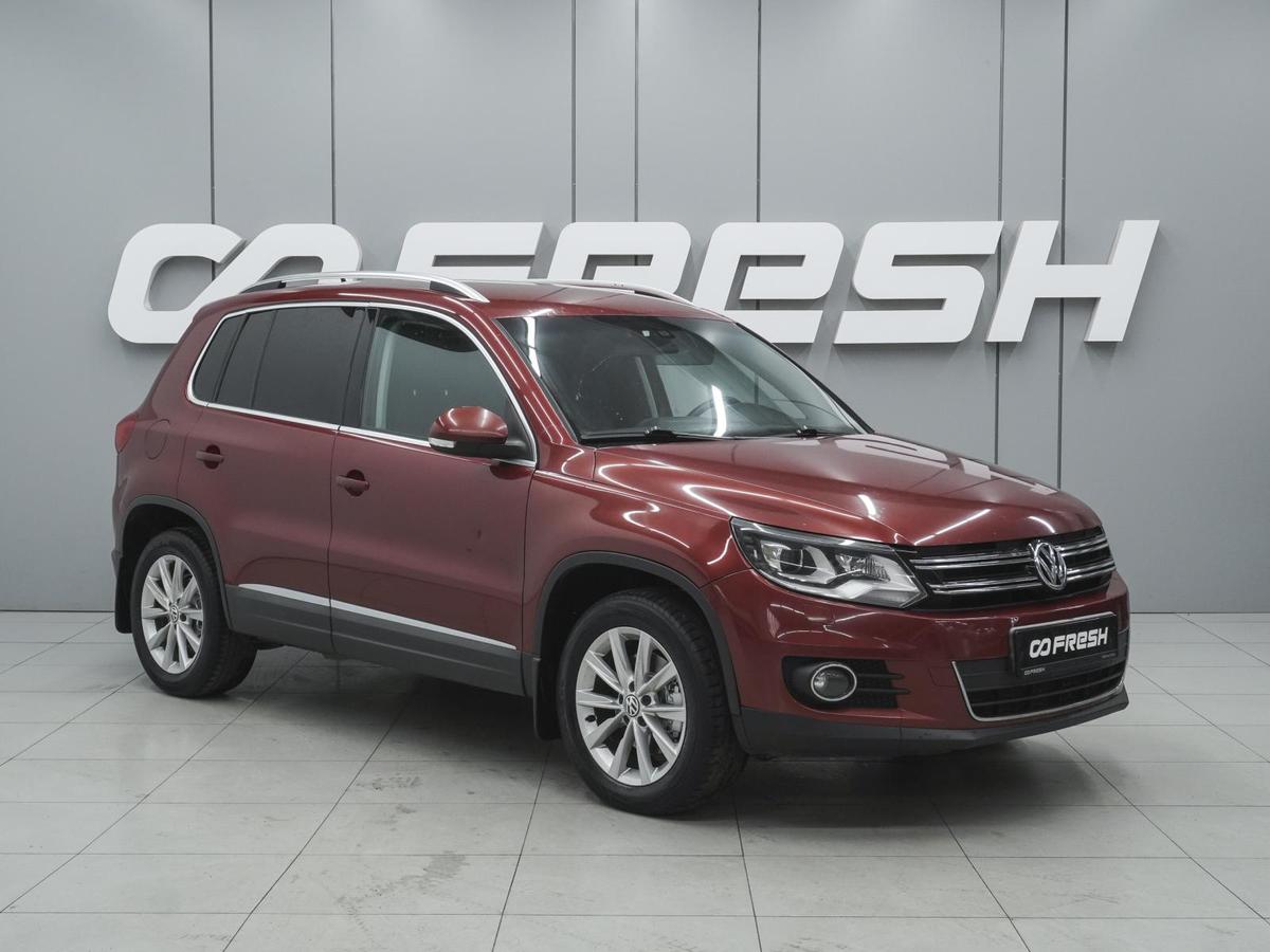 Внедорожник Volkswagen Tiguan 2011 года, 900000 рублей, Ростов-на-Дону