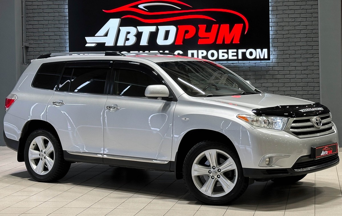 Внедорожник Toyota Highlander 2012 года, 2147000 рублей, Красноярск