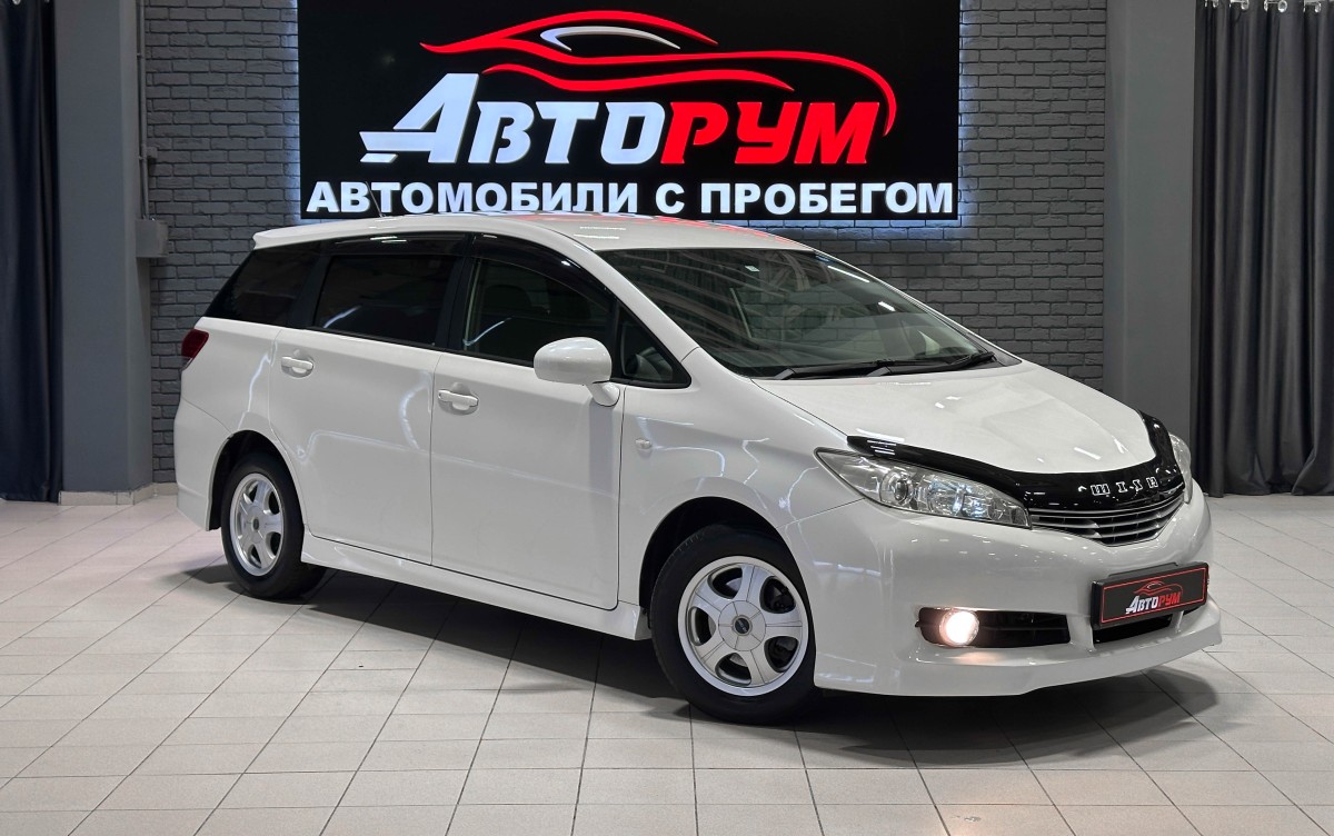 Минивэн Toyota Wish 2009 года, 1347000 рублей, Красноярск