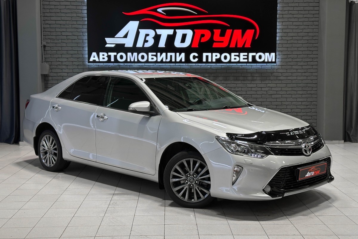 Седан Toyota Camry 2015 года, 1870000 рублей, Красноярск