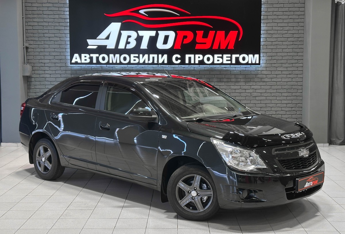 Седан Chevrolet Cobalt 2014 года, 540000 рублей, Красноярск