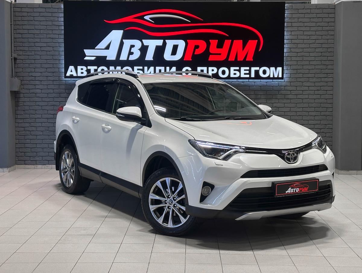 Внедорожник Toyota RAV4 2017 года, 2470000 рублей, Красноярск