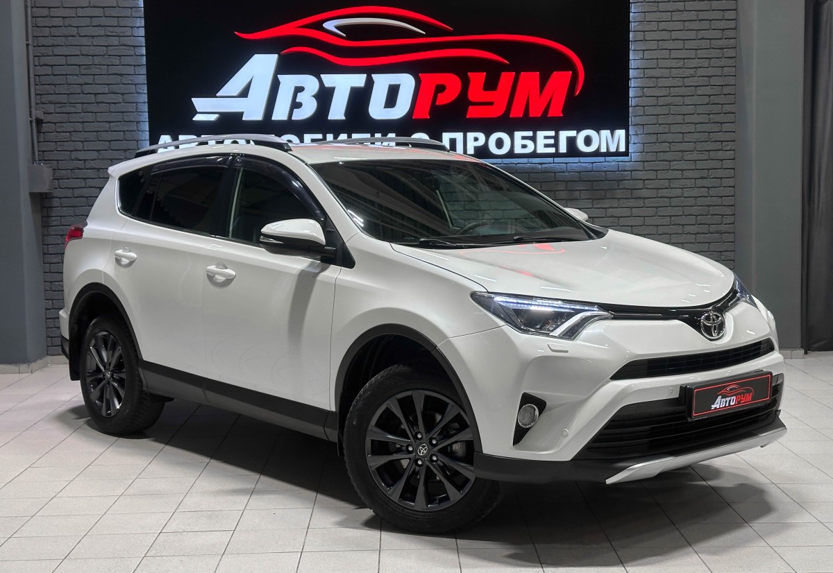 Внедорожник Toyota RAV4 2016 года, 2690000 рублей, Красноярск