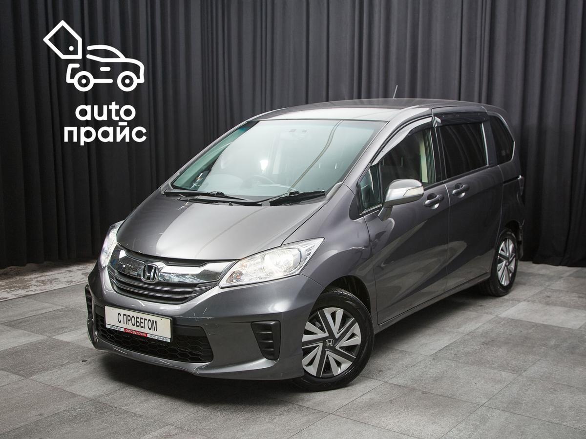 Минивэн Honda Freed 2015 года, 997000 рублей, Красноярск