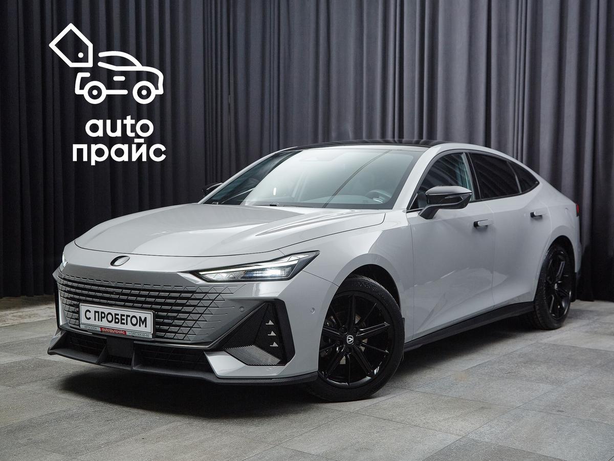 Лифтбек Changan UNI-V 2023 года, 2350000 рублей, Красноярск